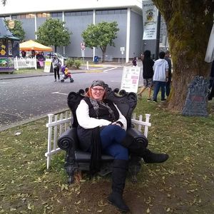 Meet your Posher, Deanna